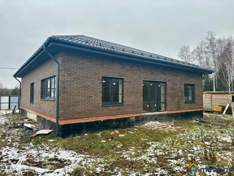 дом, 140 м²