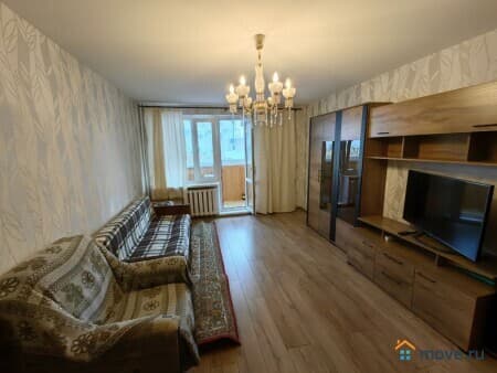 Продам 2-комнатную квартиру, 54 м&sup2;, Александров, улица Горького, 3