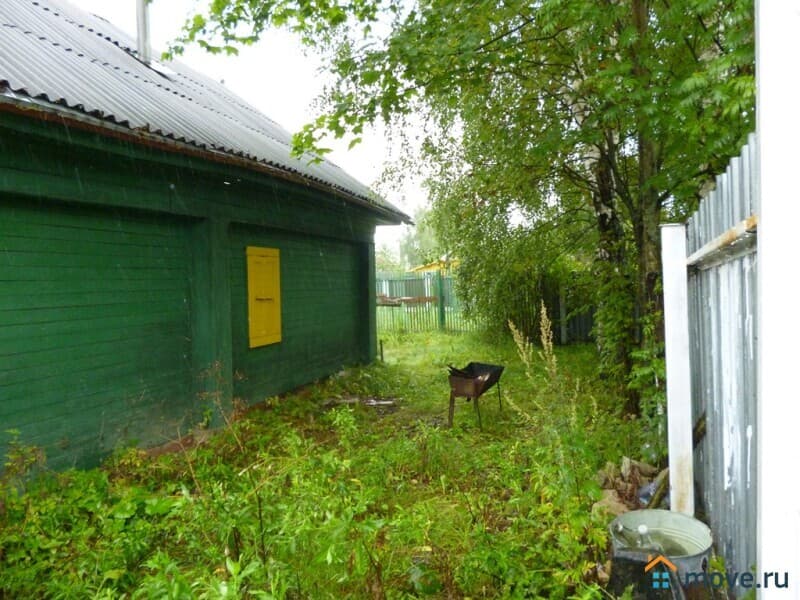 дом, 200 м²