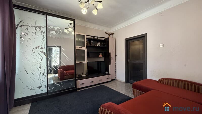 2-комн. квартира, 42 м&sup2;