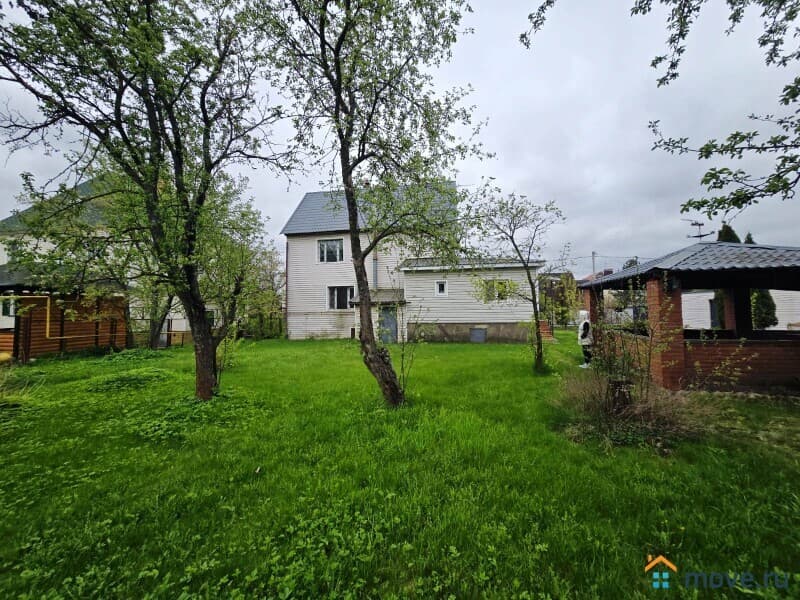дом, 141.6 м²