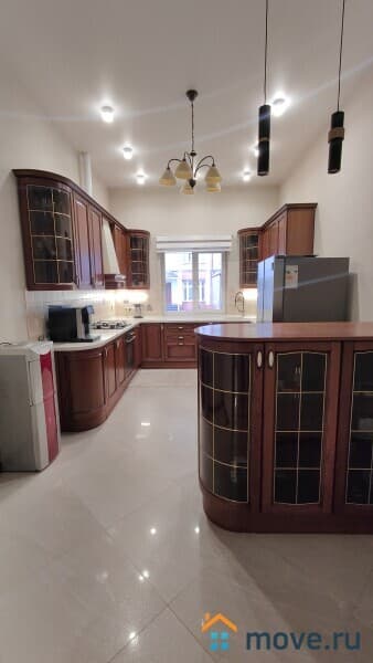 таунхаус, 249.7 м&sup2;