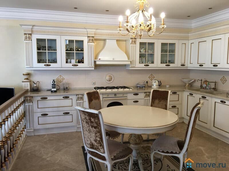 таунхаус, 325 м&sup2;