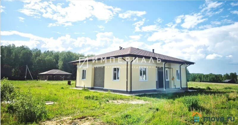 дом, 140.5 м²