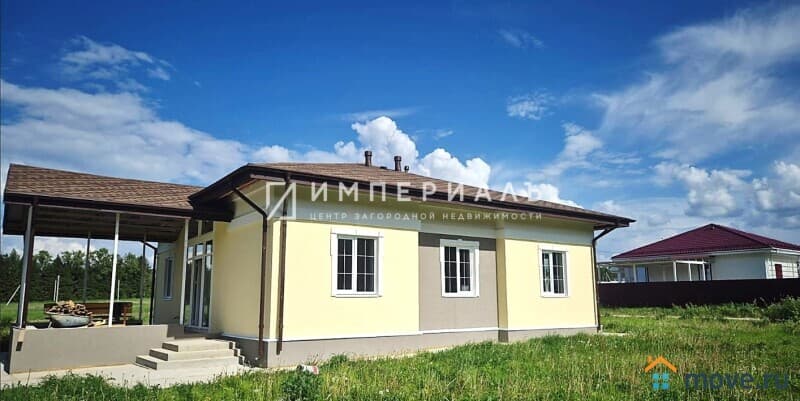 дом, 140.5 м²
