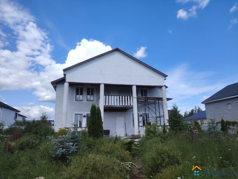 коттедж, 281 м&sup2;