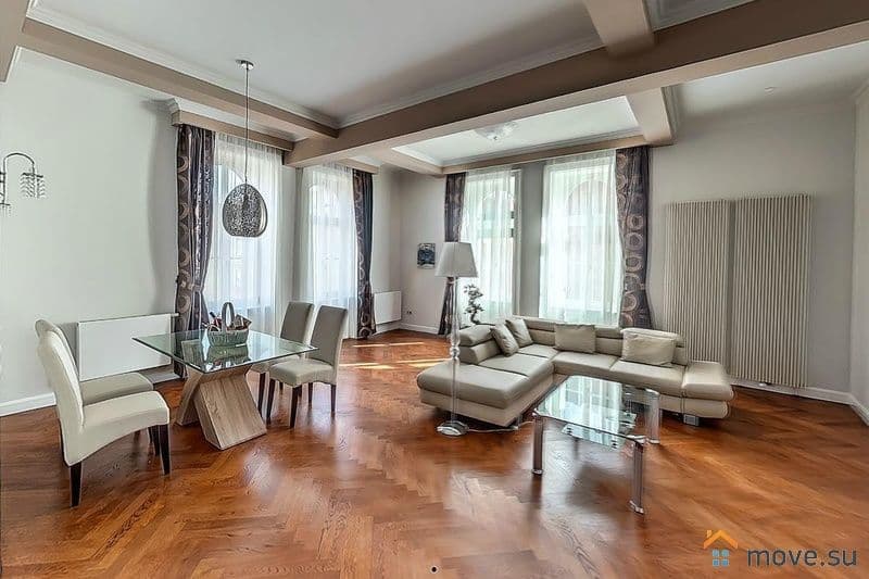 3-комн. квартира, 107 м²