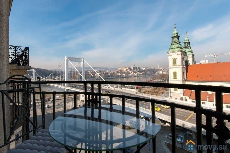 5-комн. квартира, 170 м²