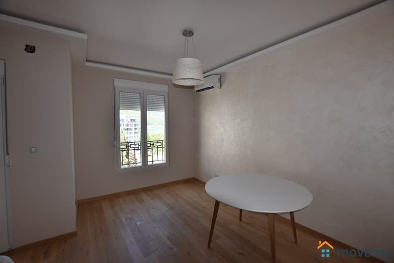 2-комн. квартира, 42 м²