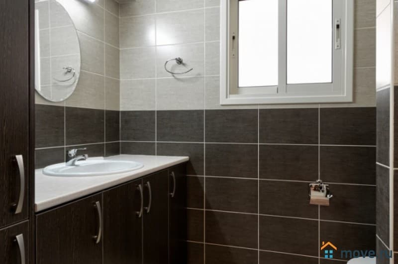 6-комн. квартира, 250 м²