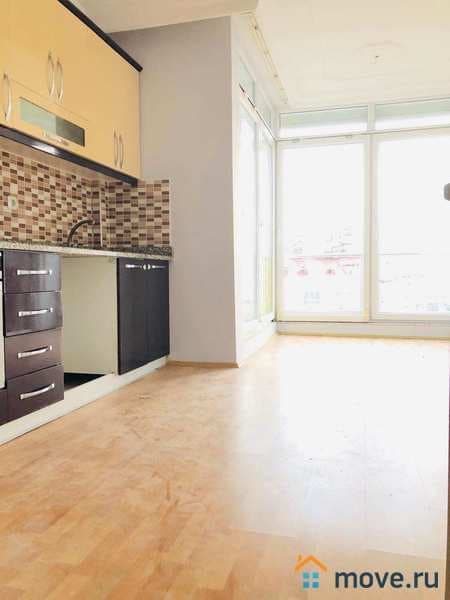 5-комн. квартира, 300 м²