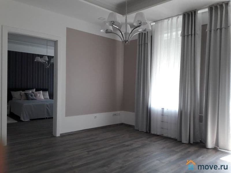 5-комн. квартира, 155 м²