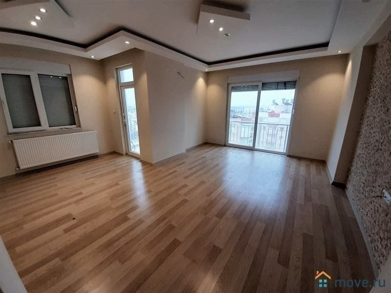 4-комн. квартира, 135 м²