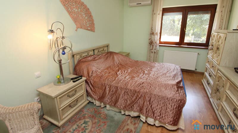 дом, 150 м², 9 соток