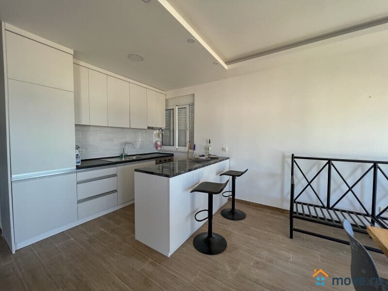 3-комн. квартира, 94 м²