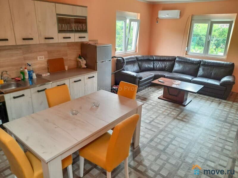 дом, 150 м², 5 соток