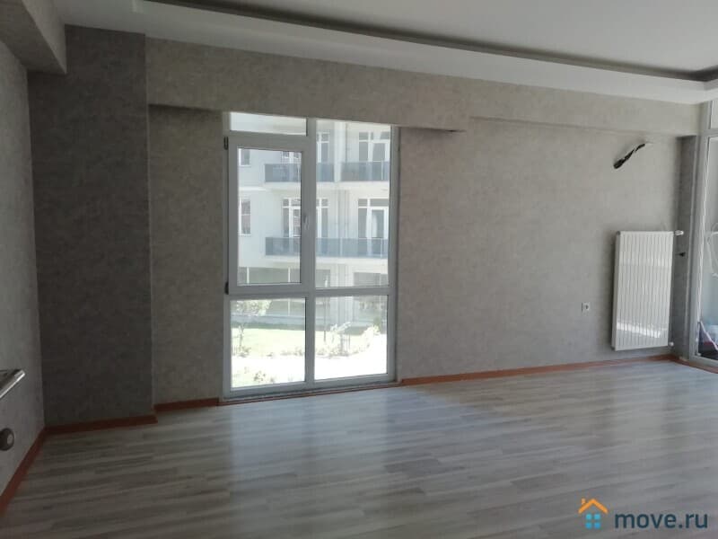 3-комн. квартира, 150 м²