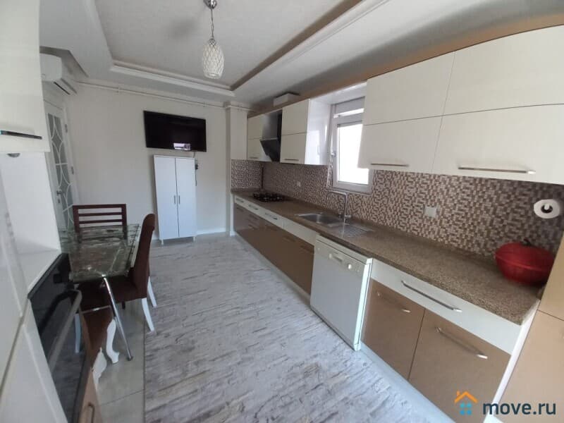 4-комн. квартира, 140 м²