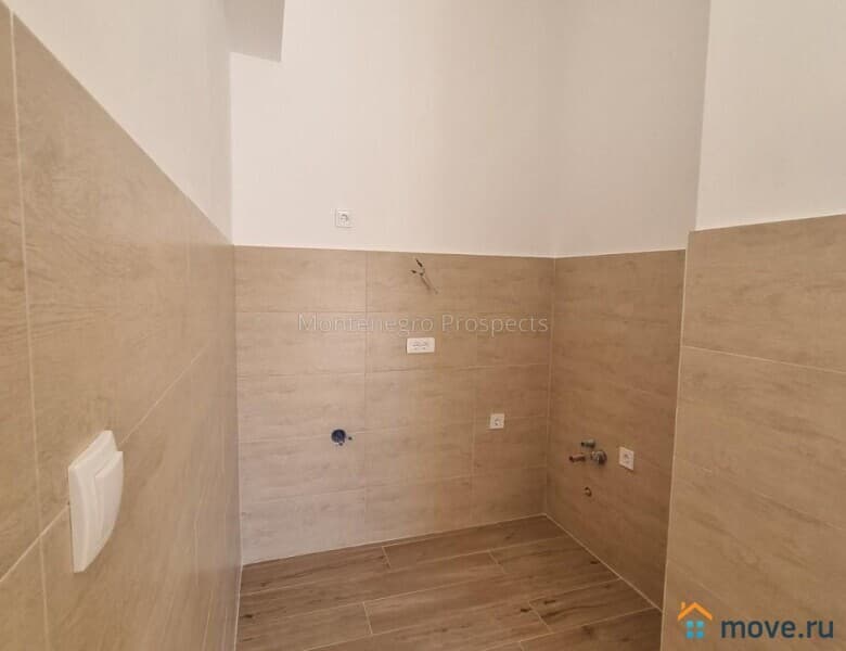 5-комн. квартира, 145 м²