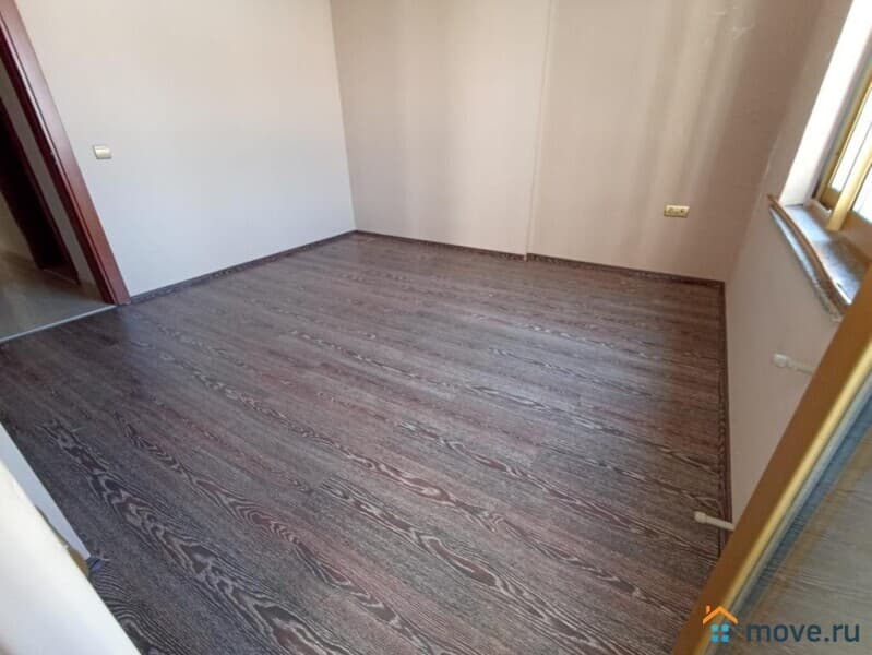 4-комн. квартира, 150 м²