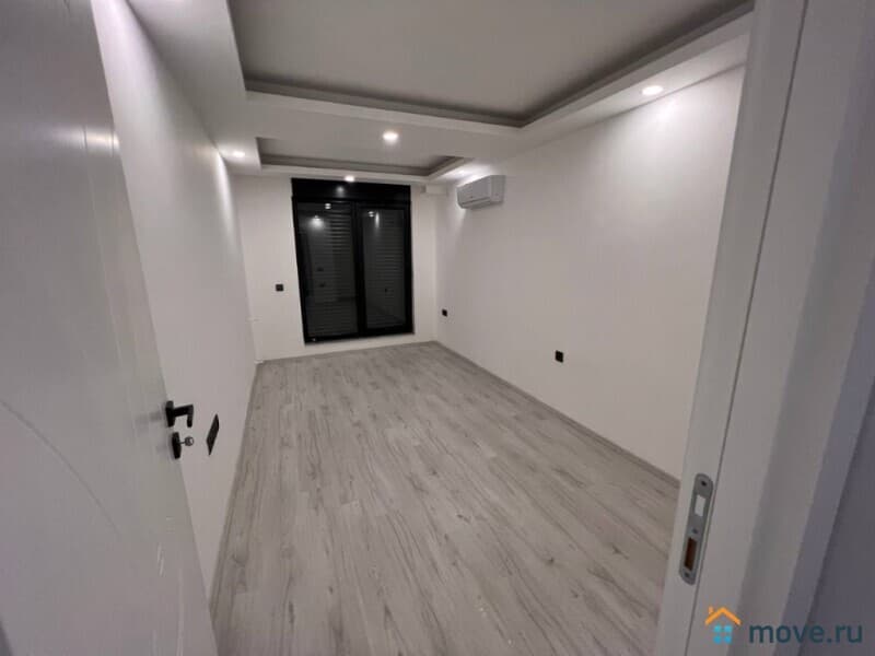 4-комн. квартира, 130 м²