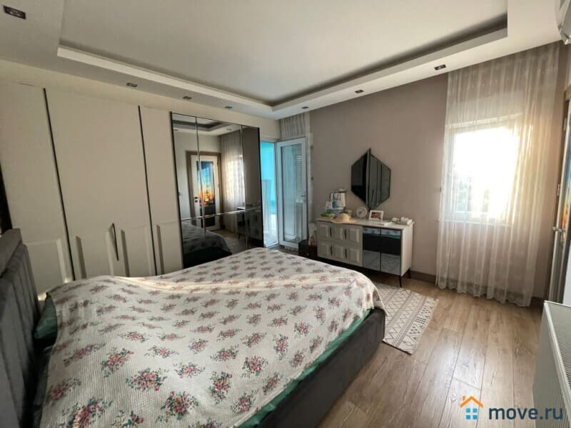 4-комн. квартира, 180 м²