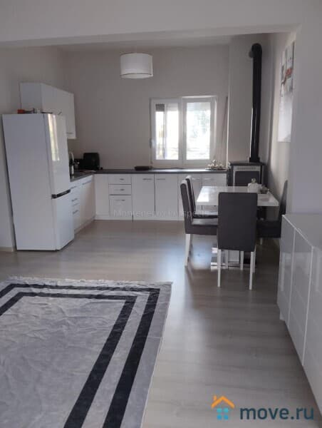 3-комн. квартира, 98 м²