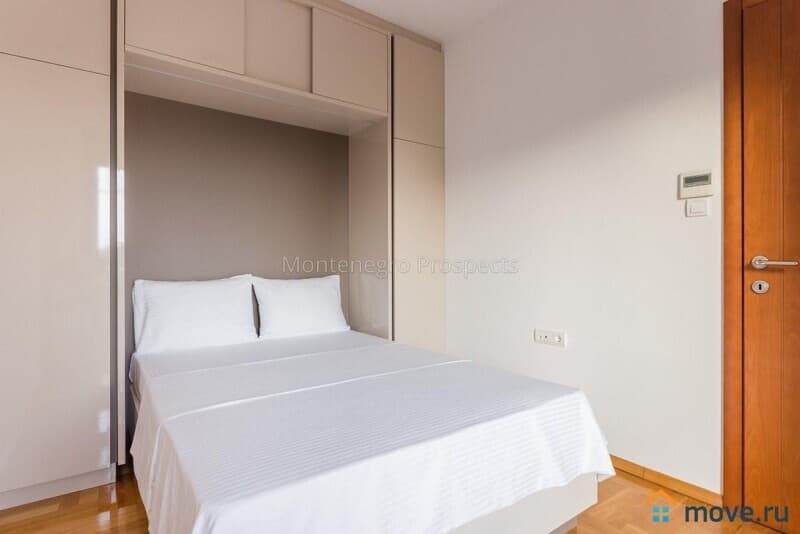 3-комн. квартира, 130 м²