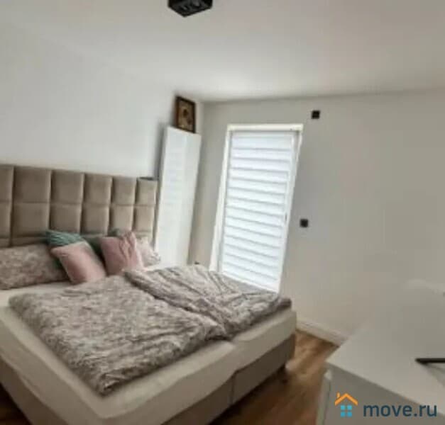 5-комн. квартира, 180 м²