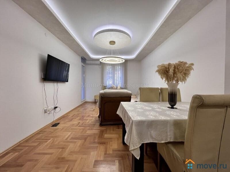 3-комн. квартира, 77 м²