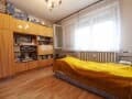 Продается двухкомнатная квартира, 55 м², этаж 3 из 10. Фото 1