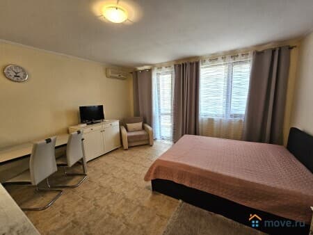 Продам 1-комнатную квартиру, 45 м², Равда