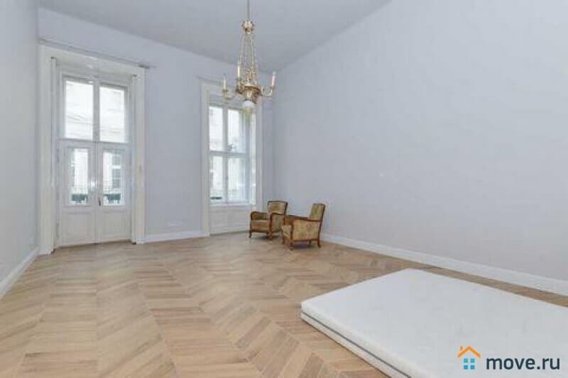 2-комн. квартира, 72 м²