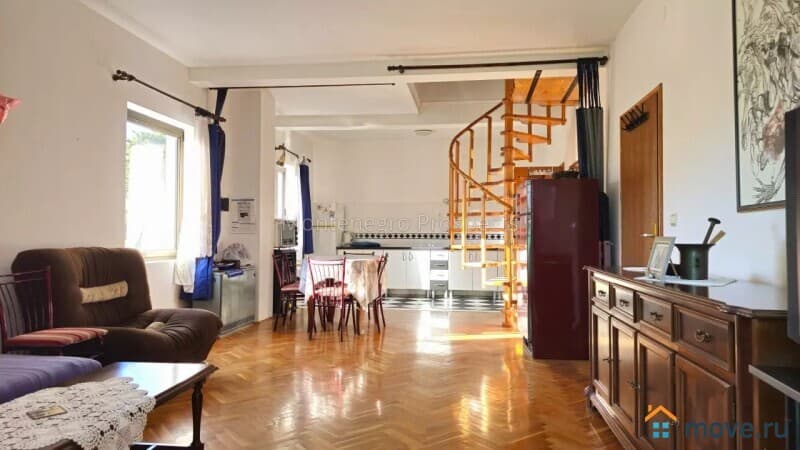 3-комн. квартира, 93 м²