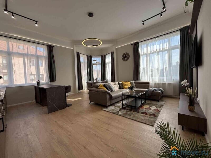 4-комн. квартира, 124 м²