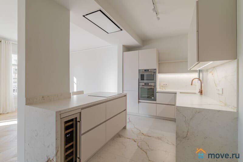 5-комн. квартира, 170 м²