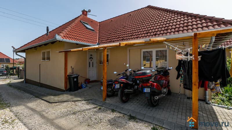дом, 170 м²