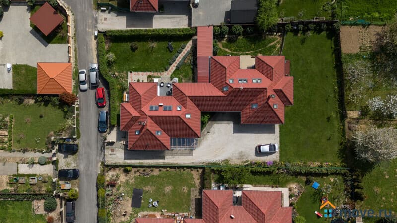 дом, 170 м²