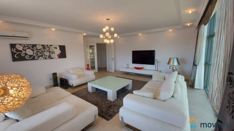 5-комн. квартира, 400 м²