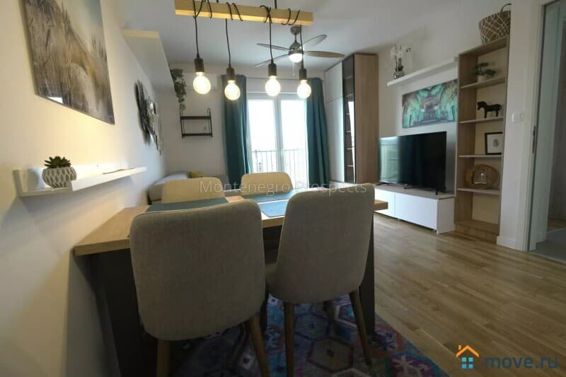 2-комн. квартира, 42 м²