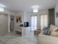 Продается двухкомнатная квартира, 56 м², этаж 2 из 3. Фото 2