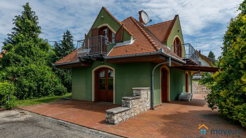 дом, 120 м²