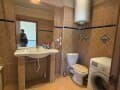 Купить двухкомнатную квартиру, 55 м², этаж 2 из 3. Фото 12