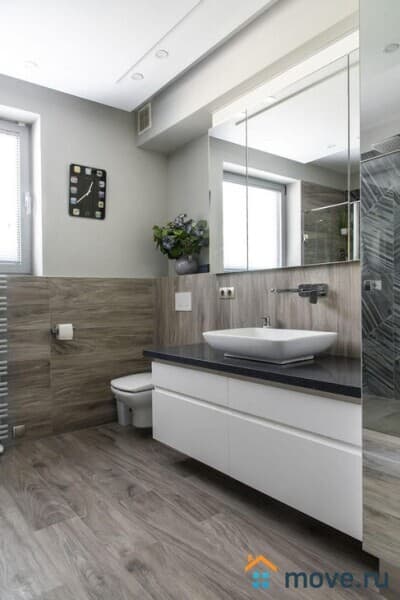 4-комн. квартира, 180 м²
