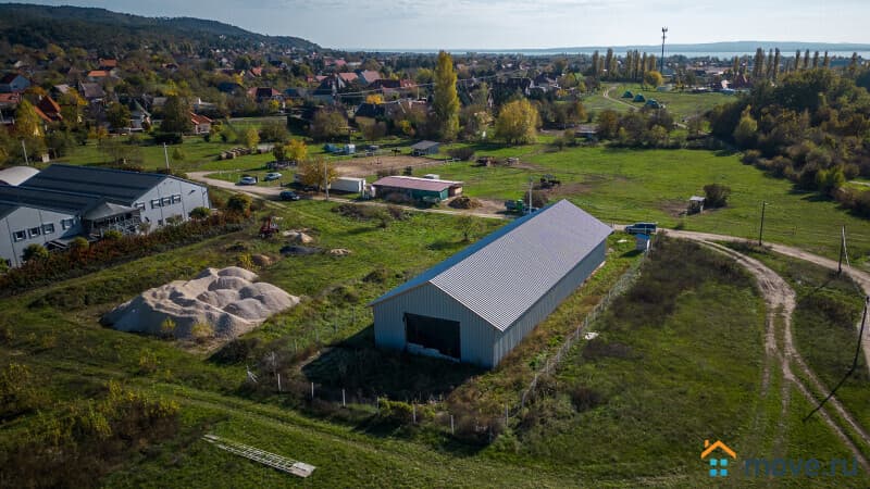 нежилое здание, 480 м²
