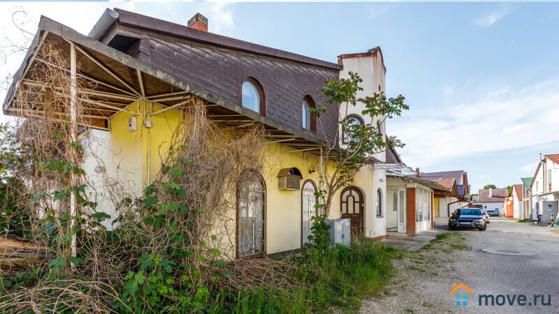 отдельное здание, 360 м²