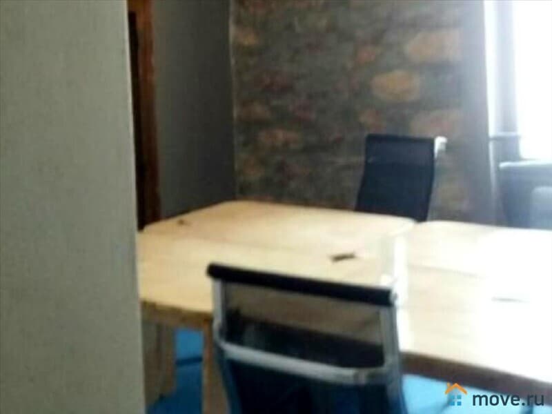 отдельное здание, 340 м²