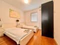 Продаем трехкомнатную квартиру, 55 м², этаж 2 из 4. Фото 12