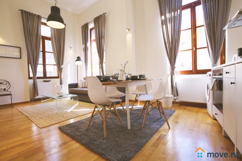 гостиница, 600 м²