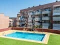 Продать трехкомнатную квартиру, 80 м², этаж 3 из 5. Фото 1